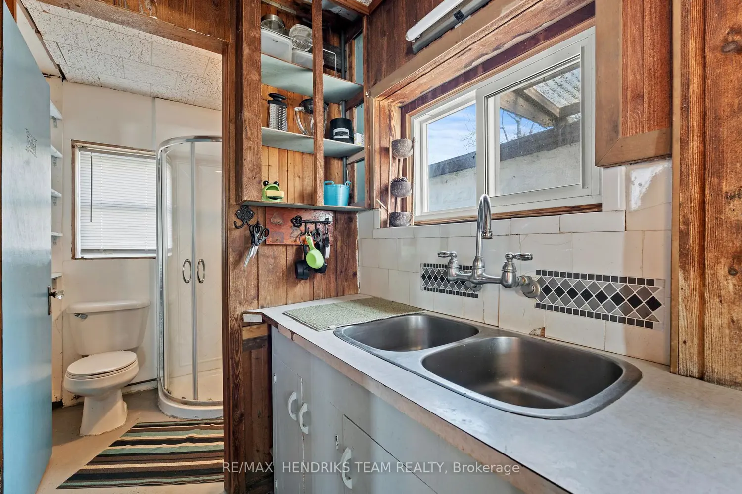 11273 Harbourview Road photo 3