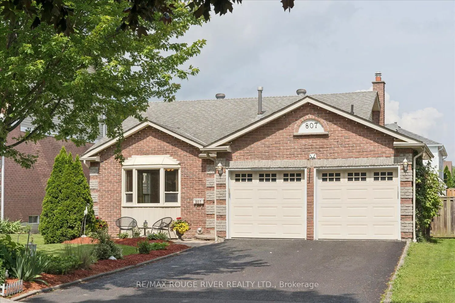 807 Red Maple Court