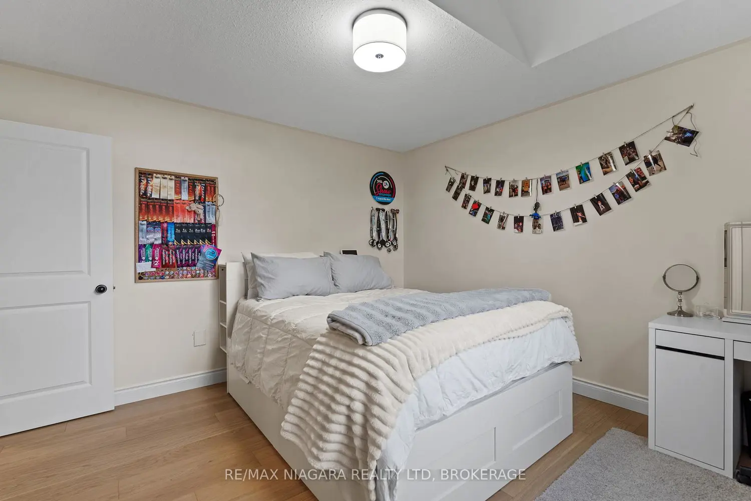 40356 Forks Road photo 3