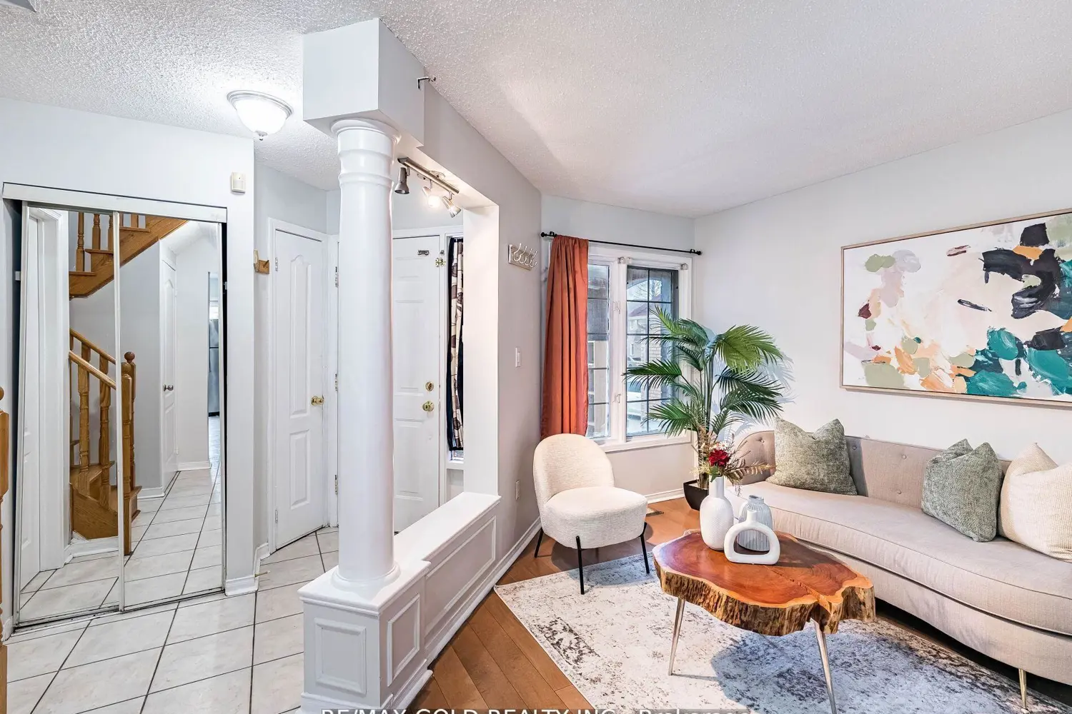 33 Fiddleneck Crescent photo 3