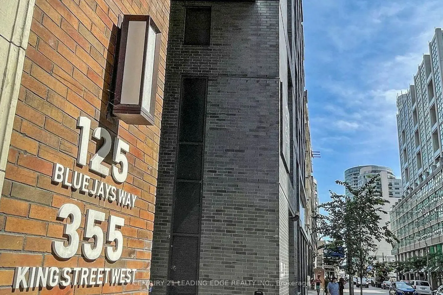 125 Blue Jays Way 3303