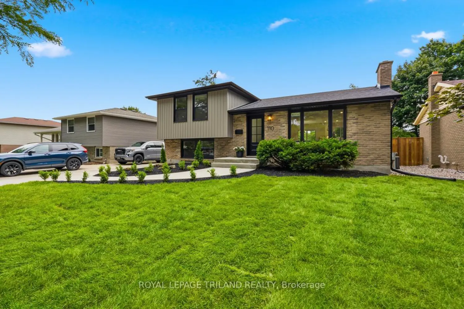 110 St Lawrence Boulevard photo 2