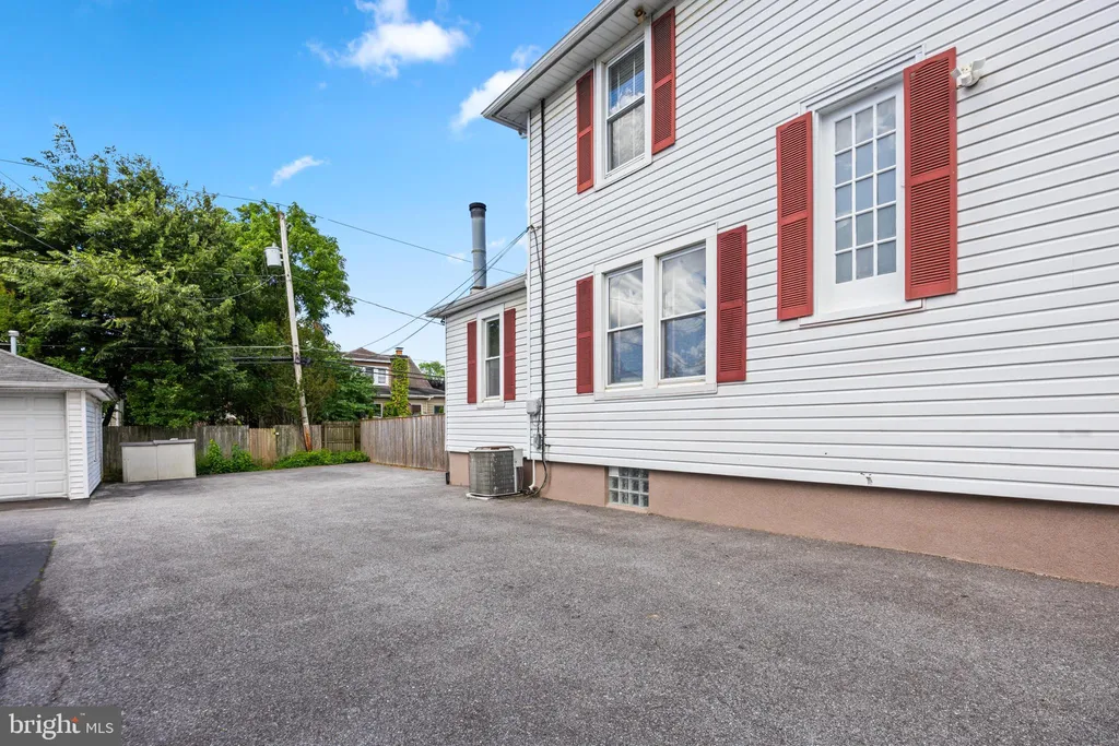 507 Regester Avenue, Baltimore, MD 21212 photo 5