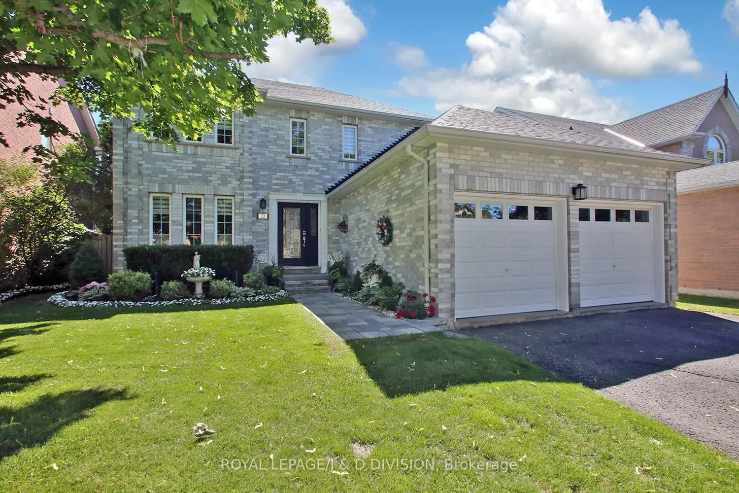 22 Lahaye Drive photo 2