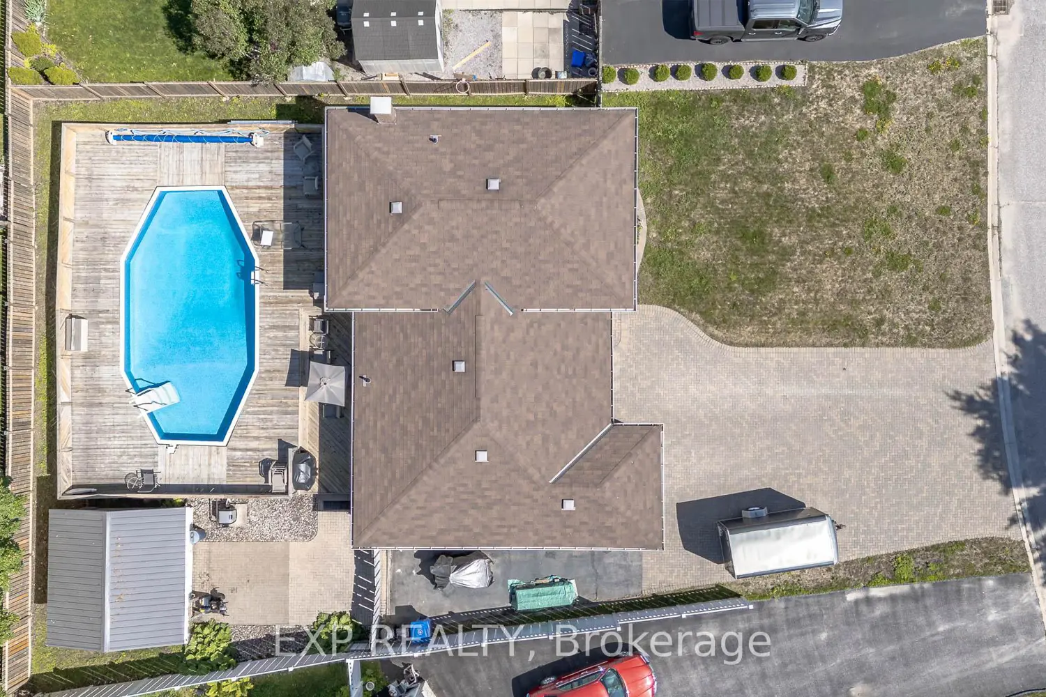 10 Kathryn Crescent photo 2