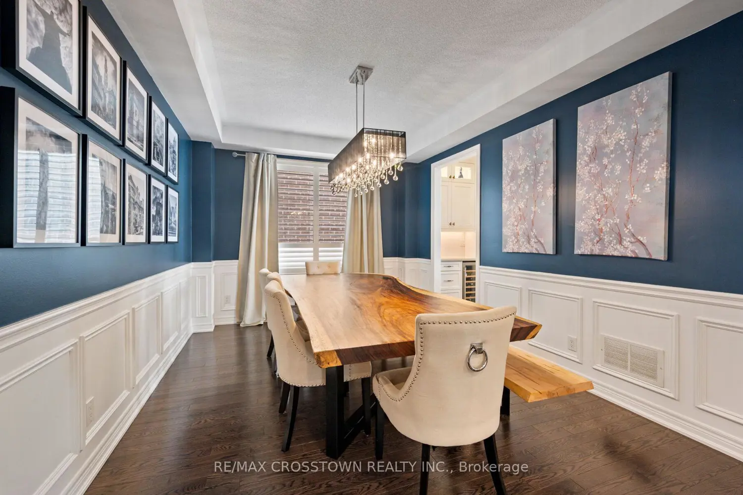 46 Pierce Place photo 3