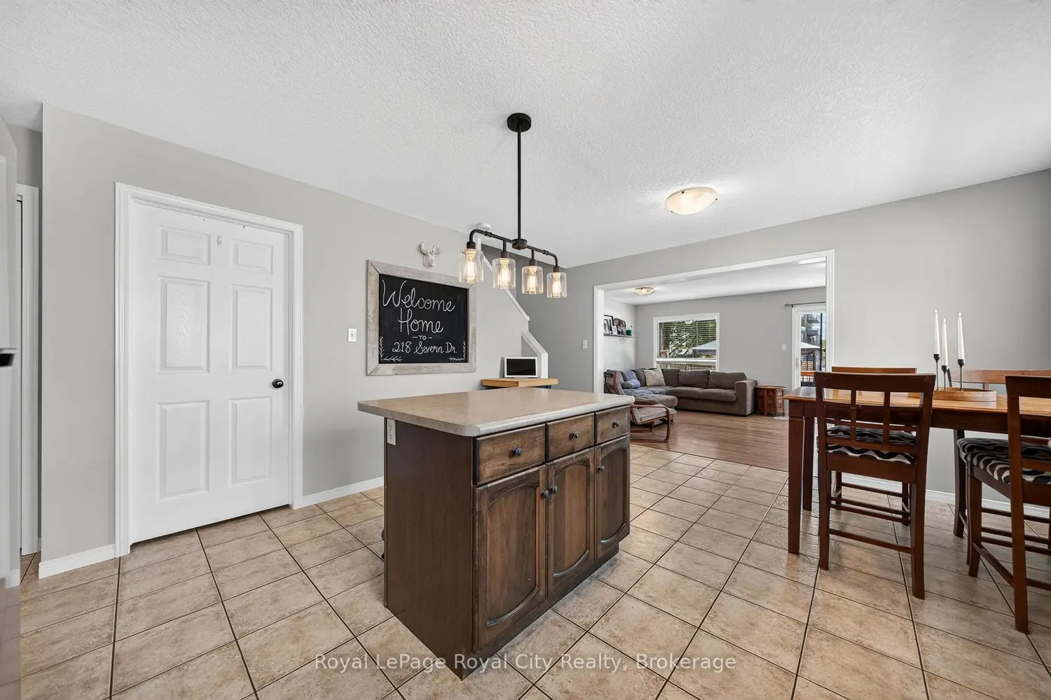 218 Severn Drive photo 5
