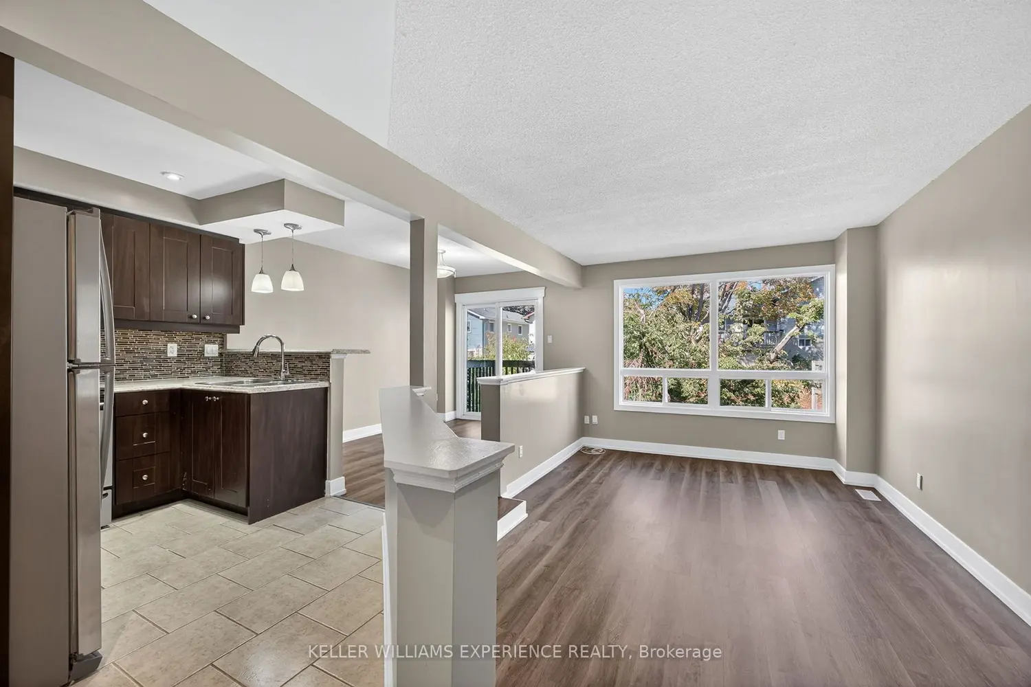 12 Lankin Boulevard 22 photo 4