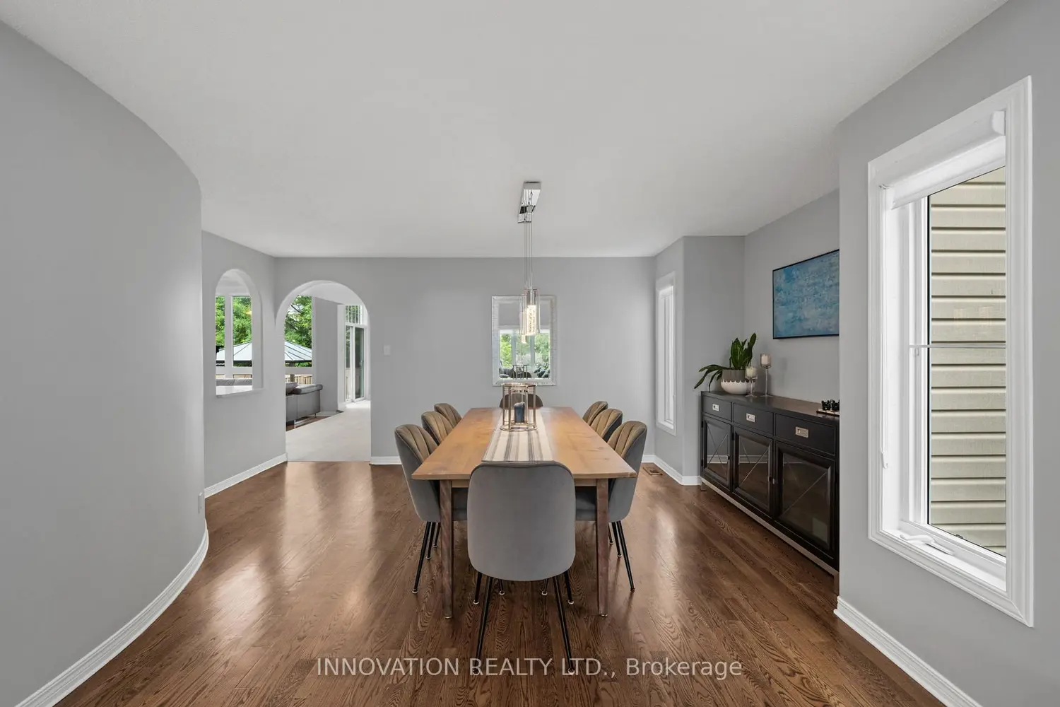 11 Bracewood Way photo 4