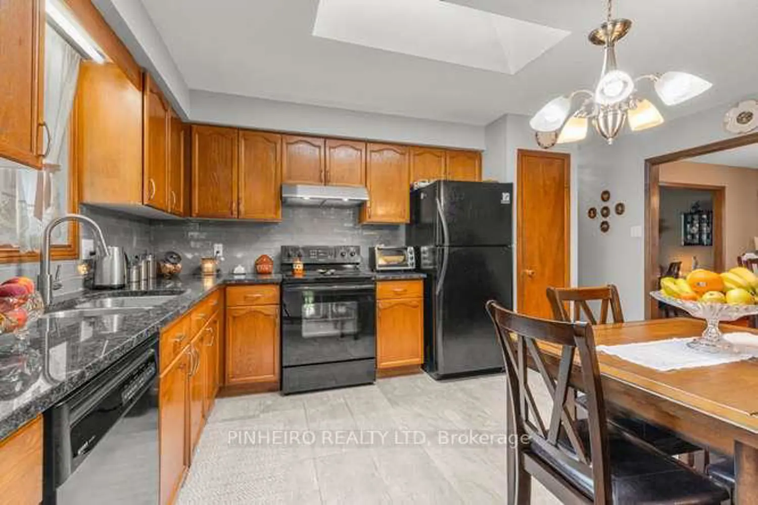 63 Condor Court photo 4