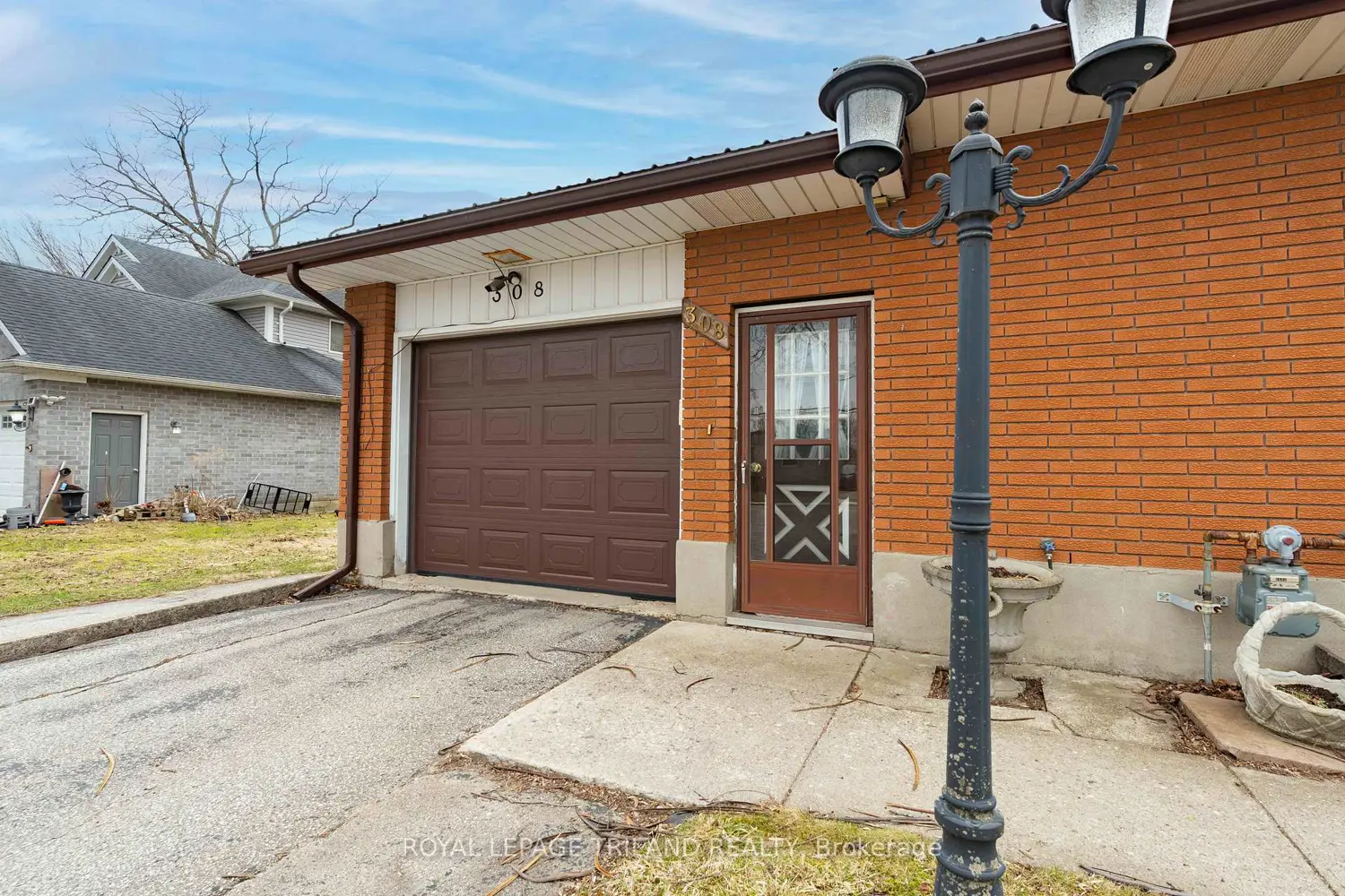 308 John Street photo 4
