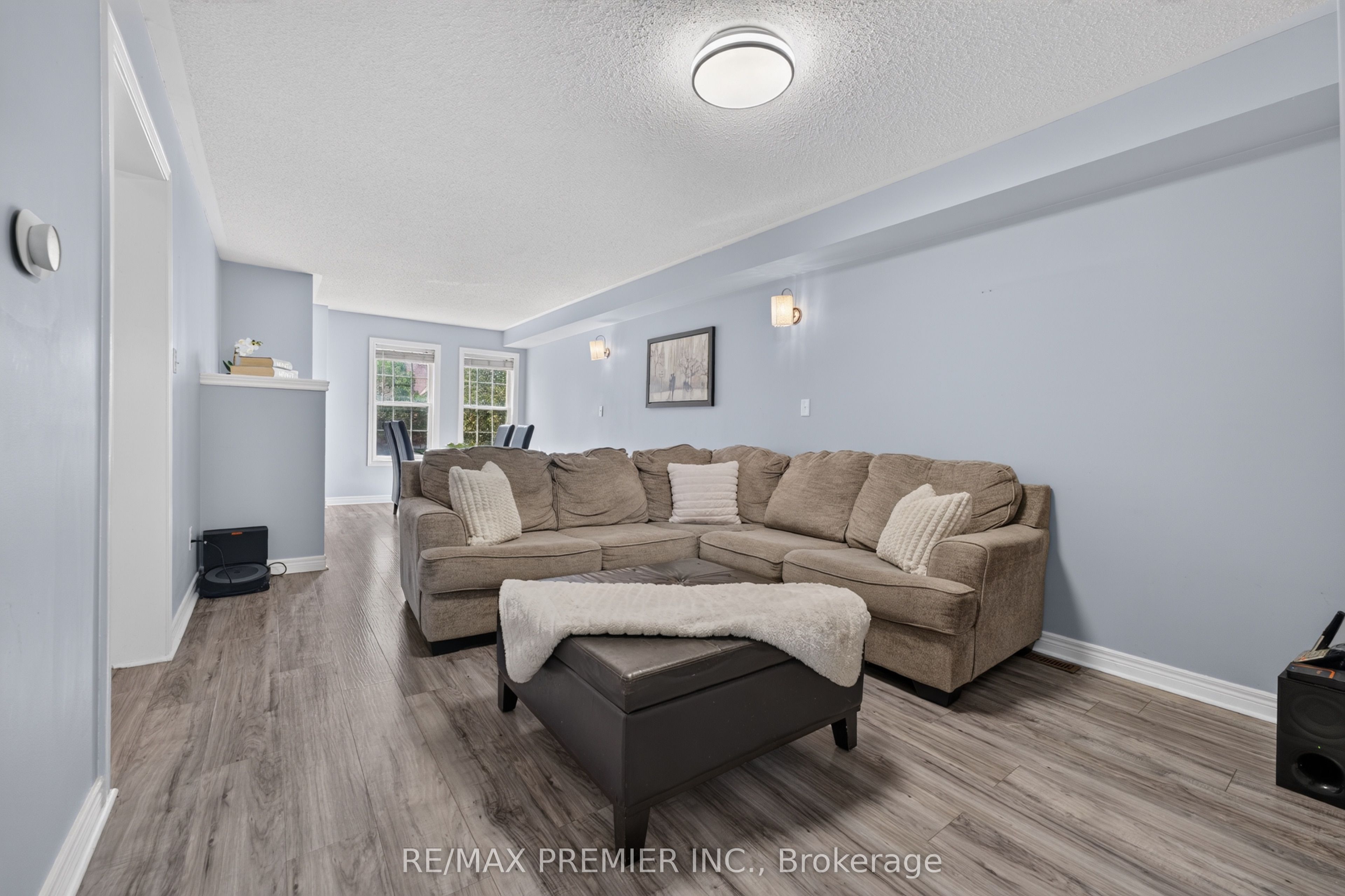 47 Milloy Place, Aurora, ON, L4G 7L2 photo 3