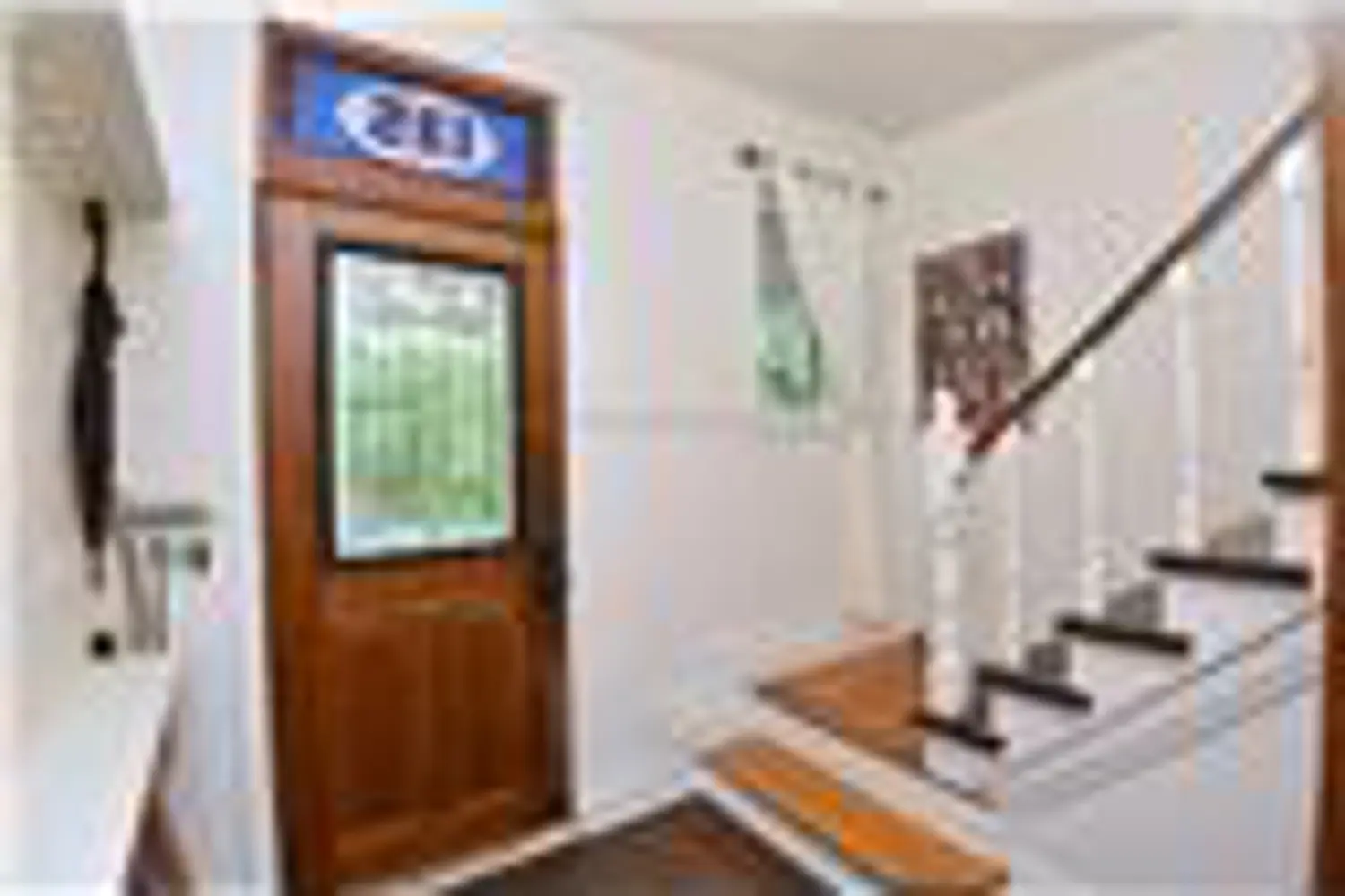 135 Alpine Avenue photo 2