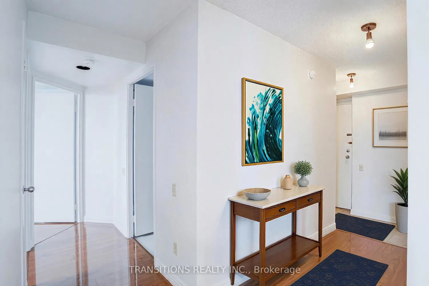 2460 Eglinton Avenue 1016 photo 5