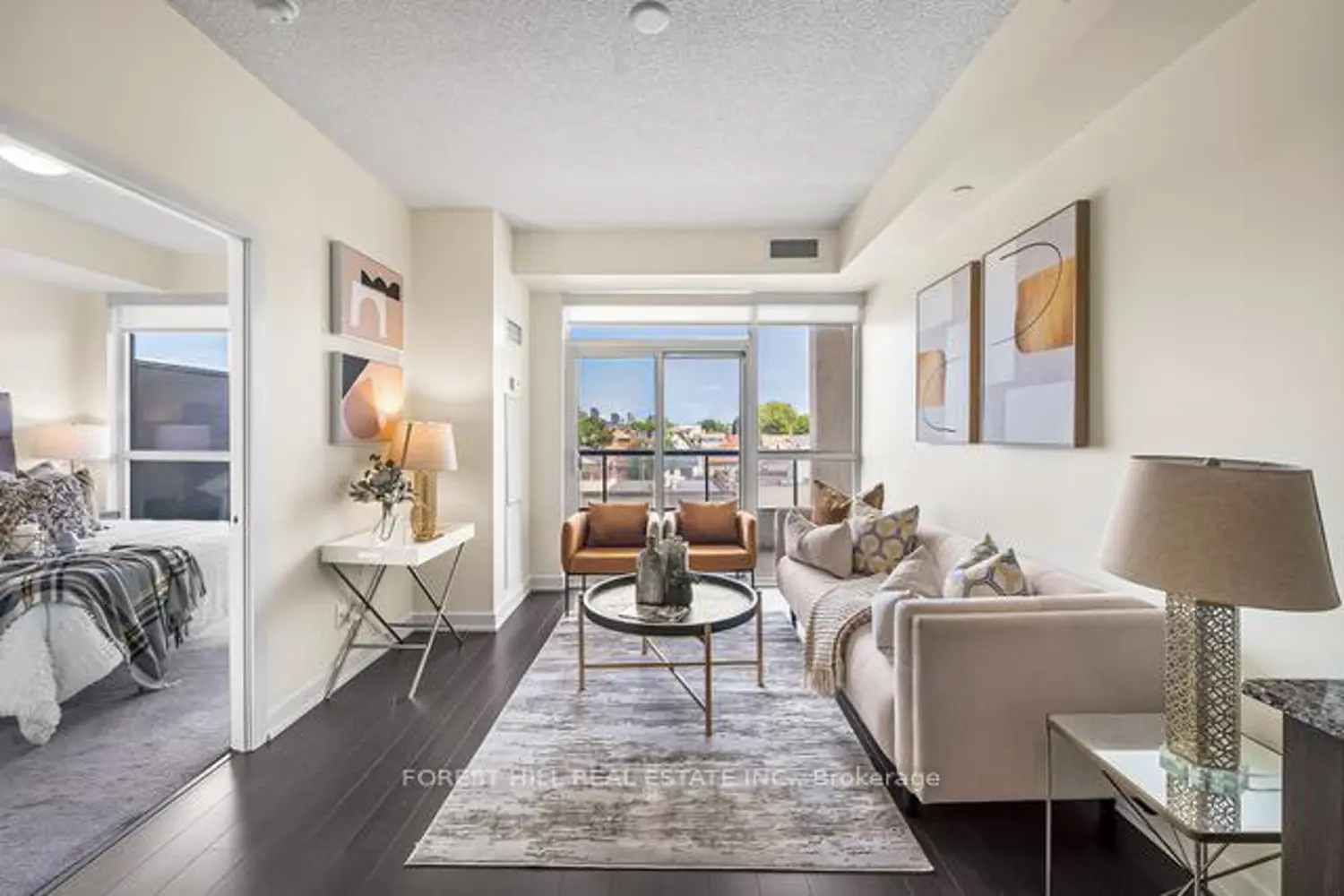 1603 Eglinton Avenue 319 photo 4