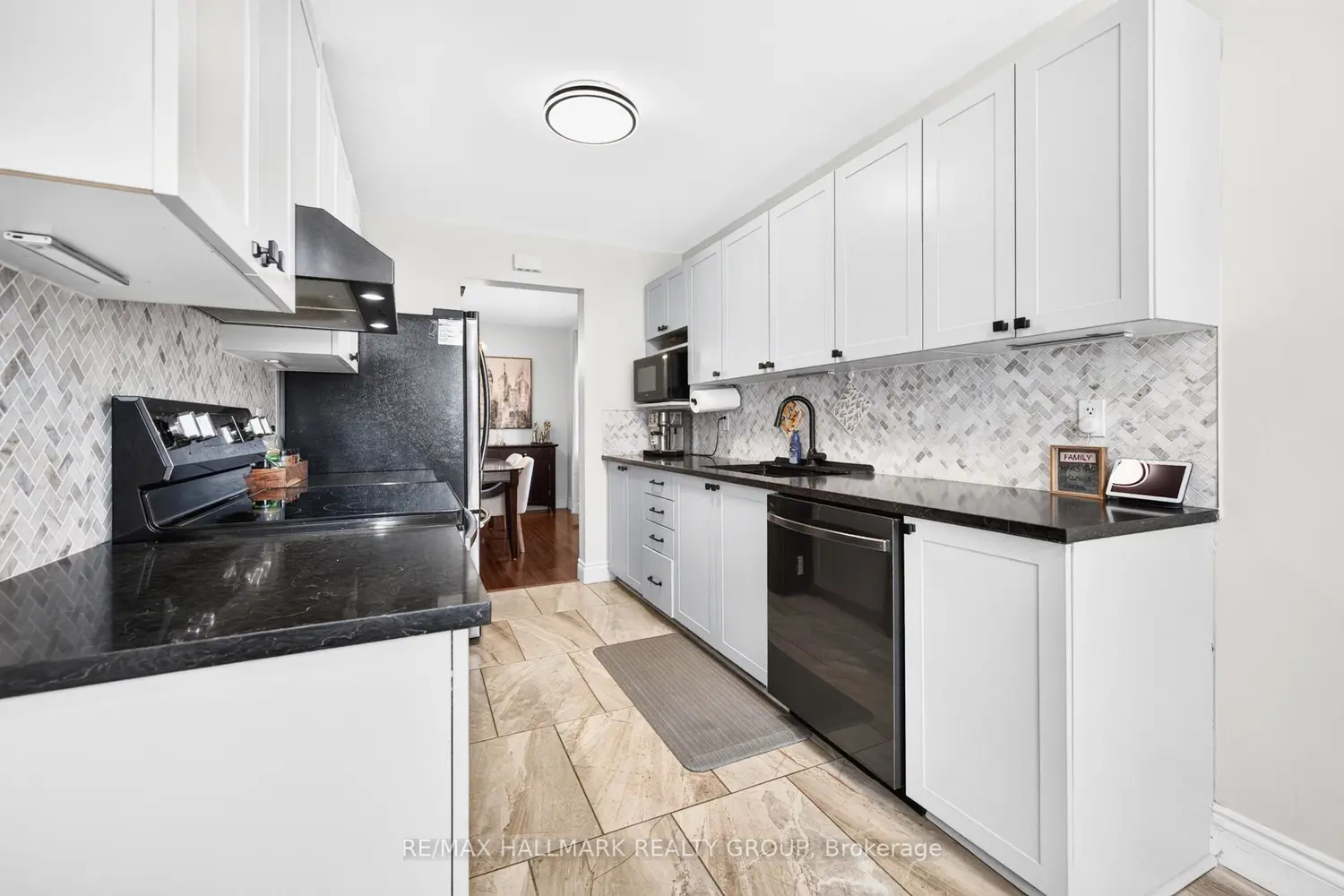 151 Branthaven Street photo 5