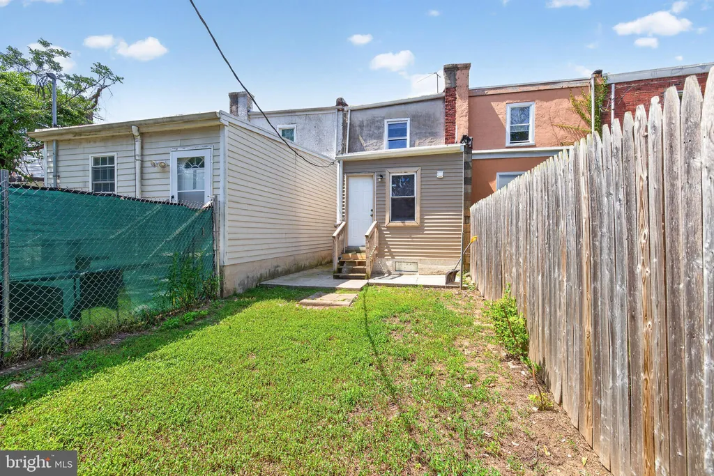 815 E 17th Street, Wilmington, DE 19802