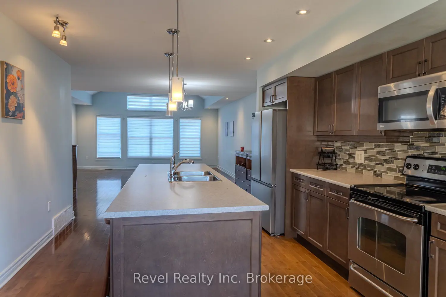 156 Greenwood Avenue photo 5