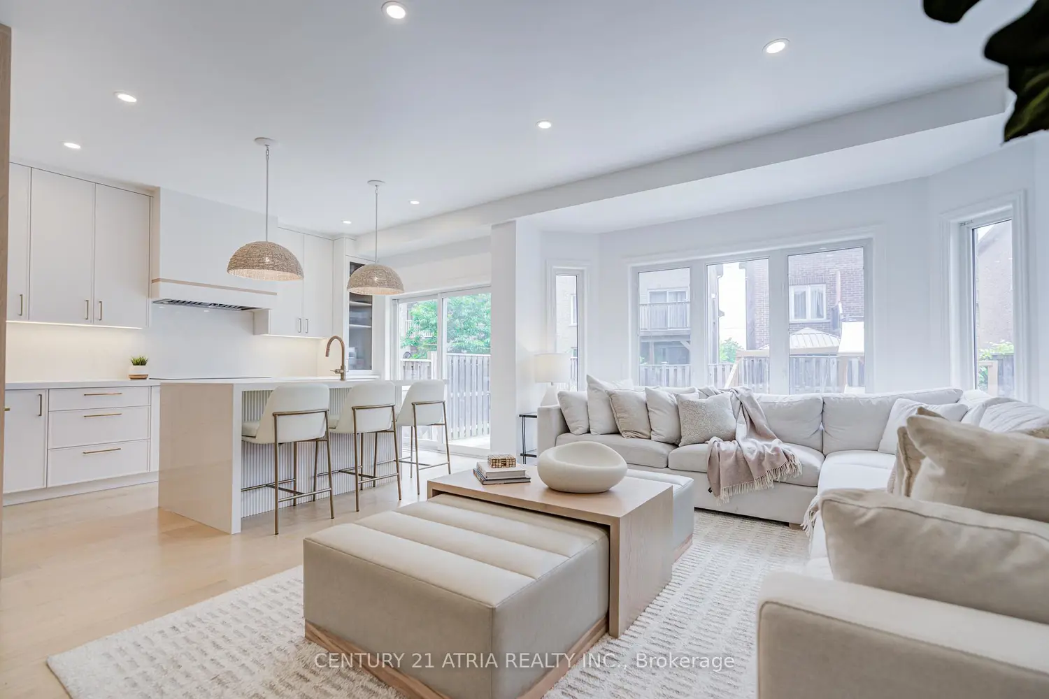 15 Asner Avenue photo 2
