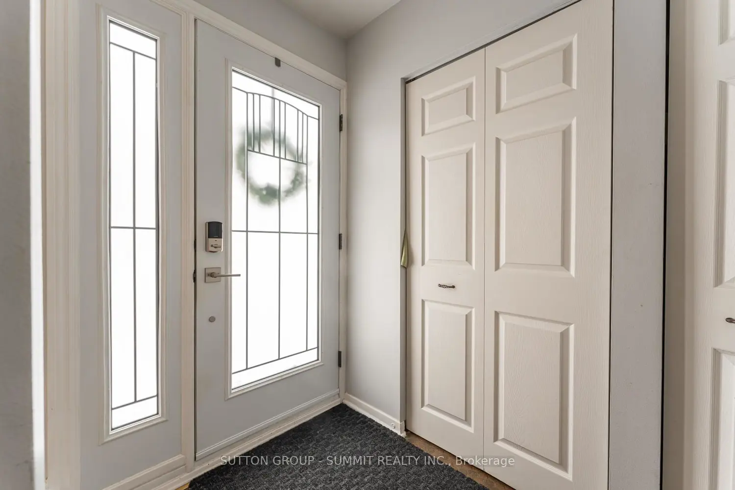 206 6Th Avenue photo 3