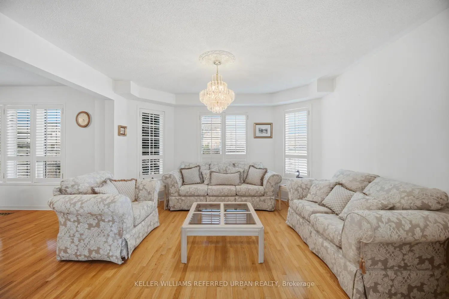 239 Drummond Drive photo 2