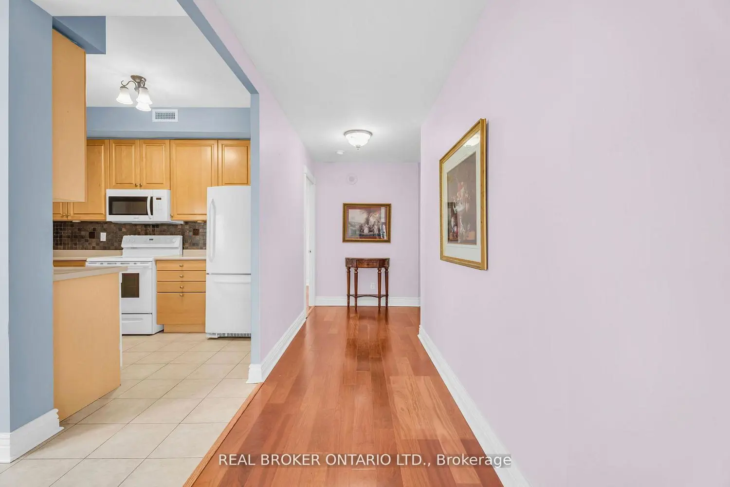 1 Belvedere Court 405 photo 4