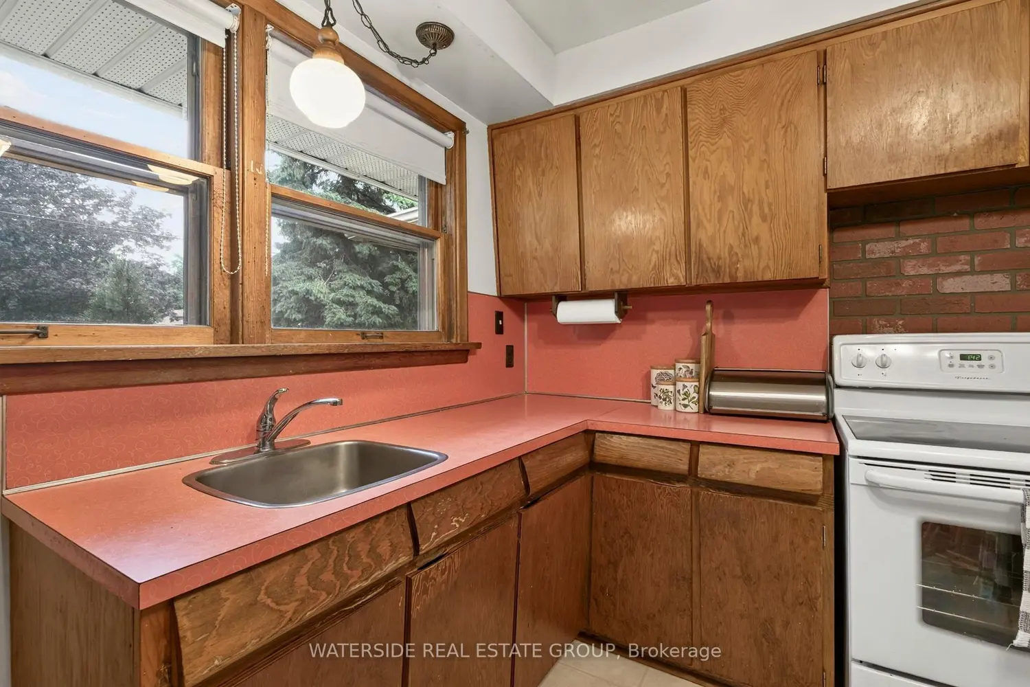 184 West 33 Street photo 5
