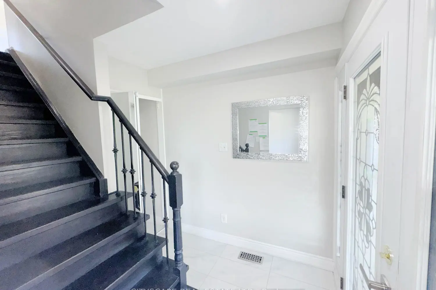 345 Silverstone Drive photo 3