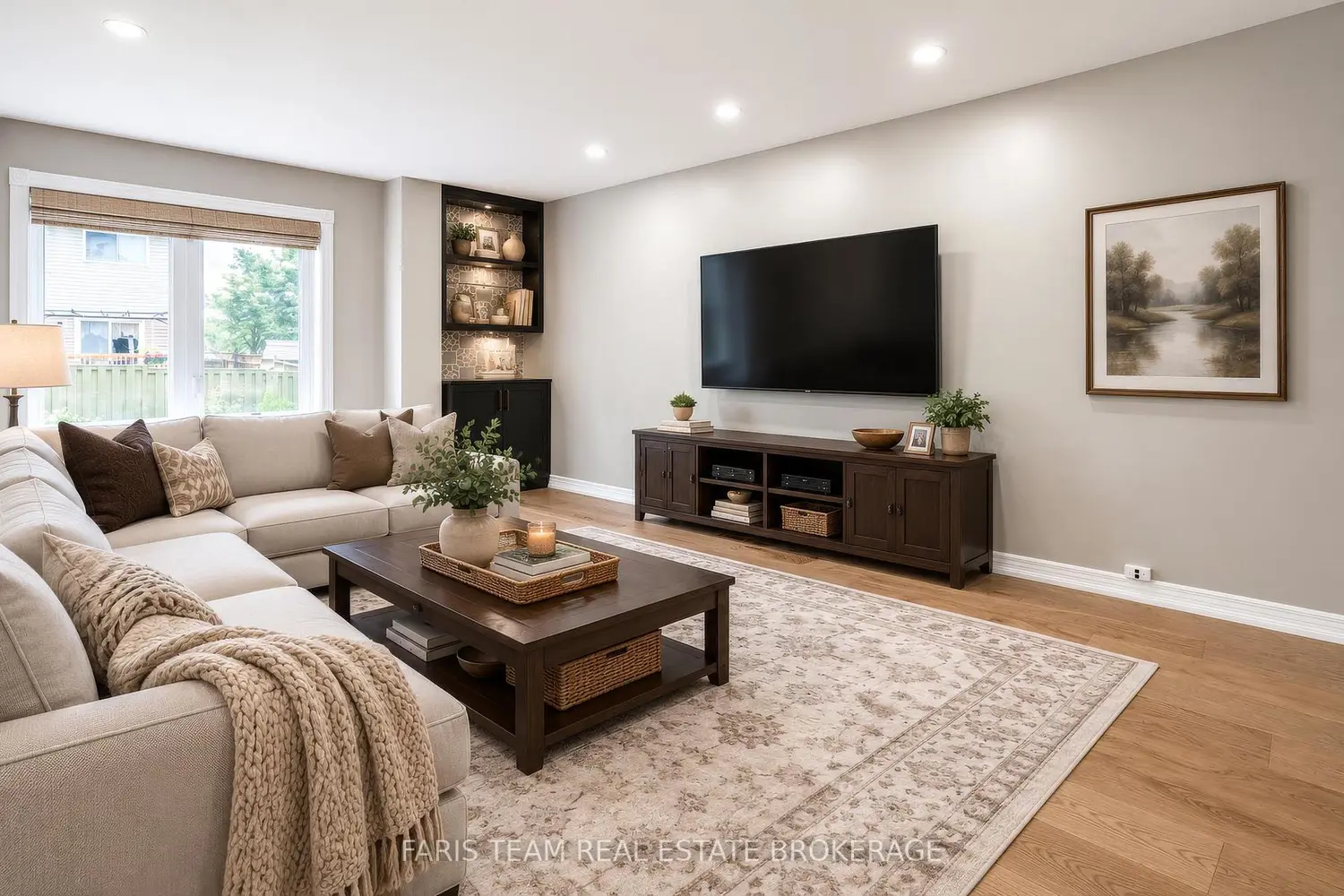 186 Ferndale Drive photo 5