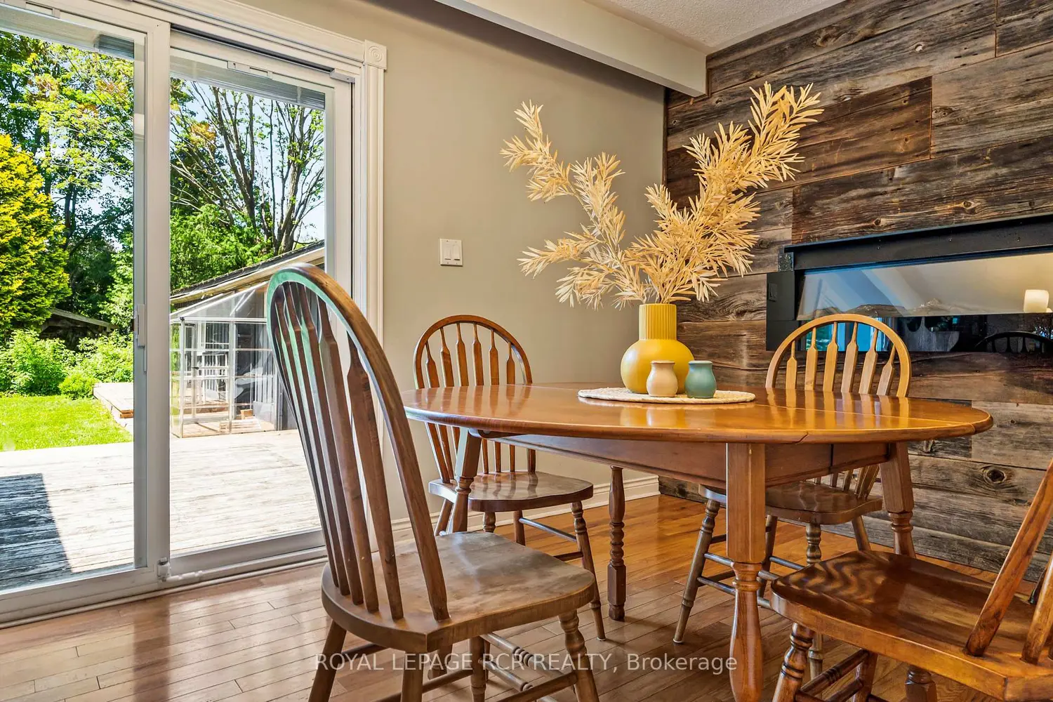 22 Randy Avenue photo 5