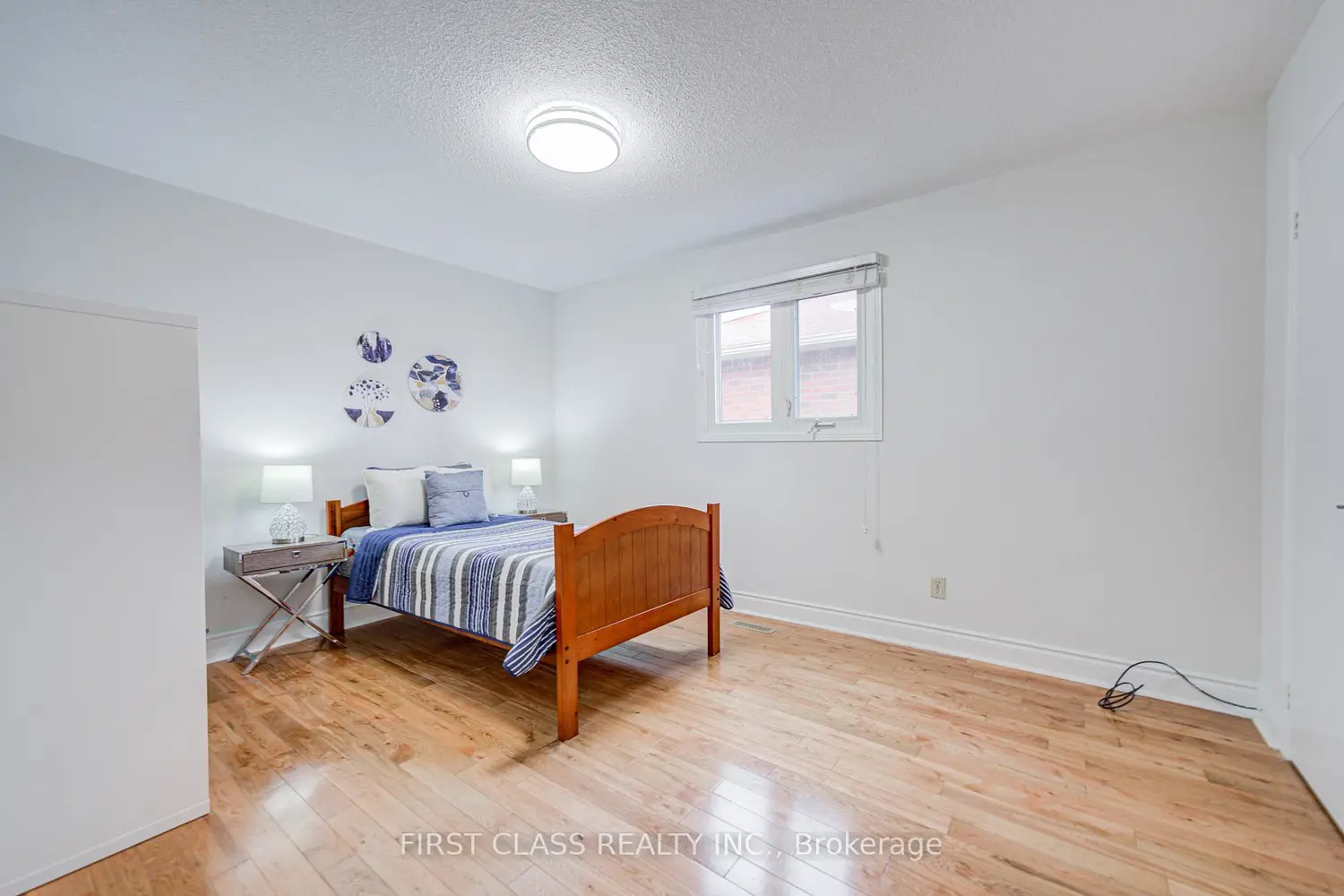 4503 Kimbermount Avenue photo 2