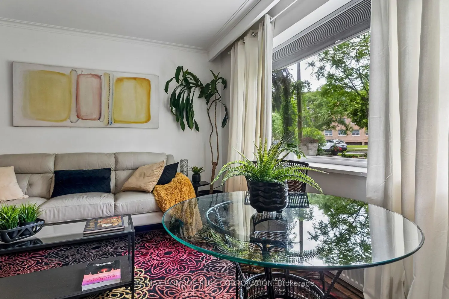 185 Stephen Drive 101 photo 3