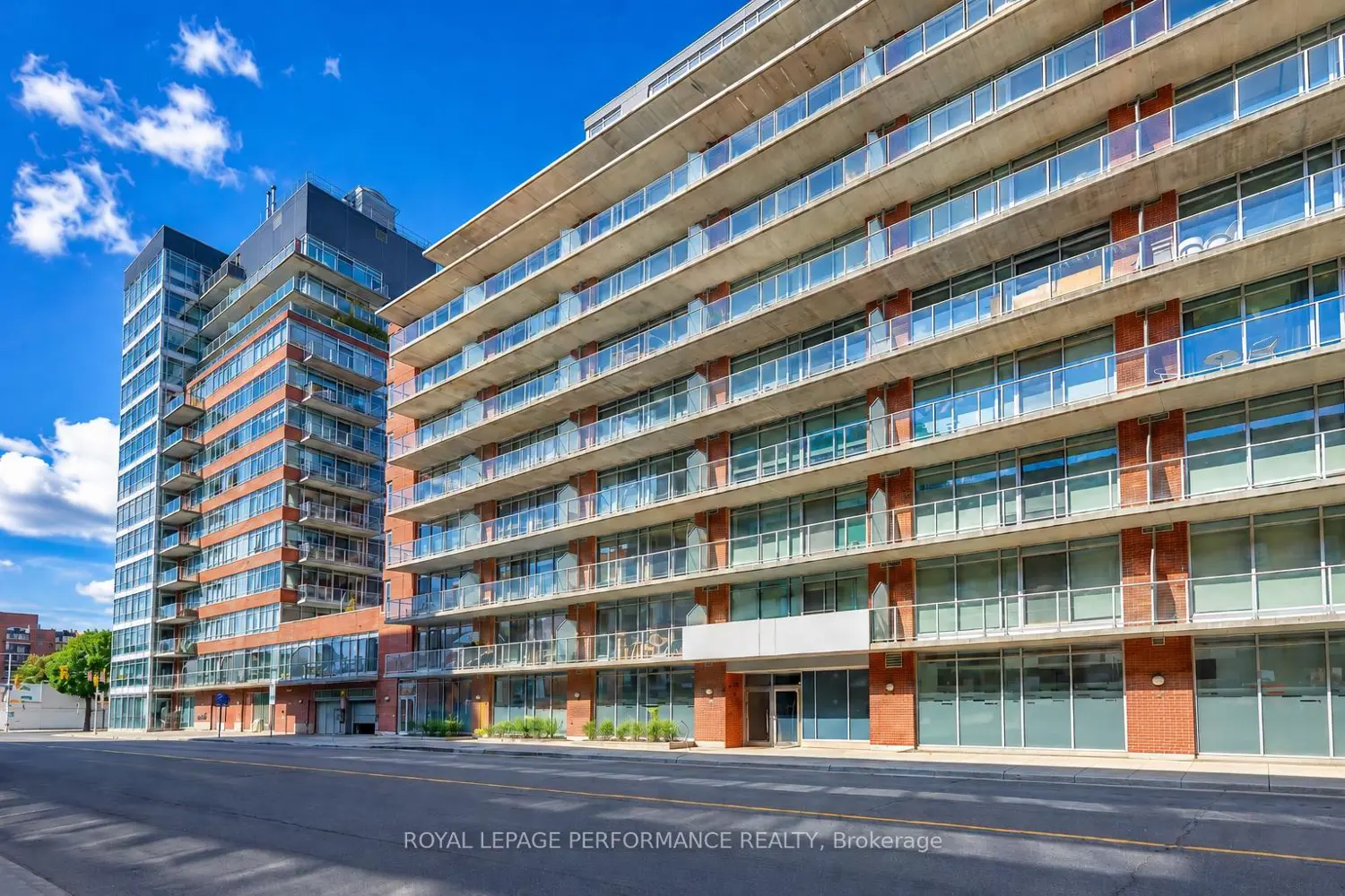 383 Cumberland Street 706