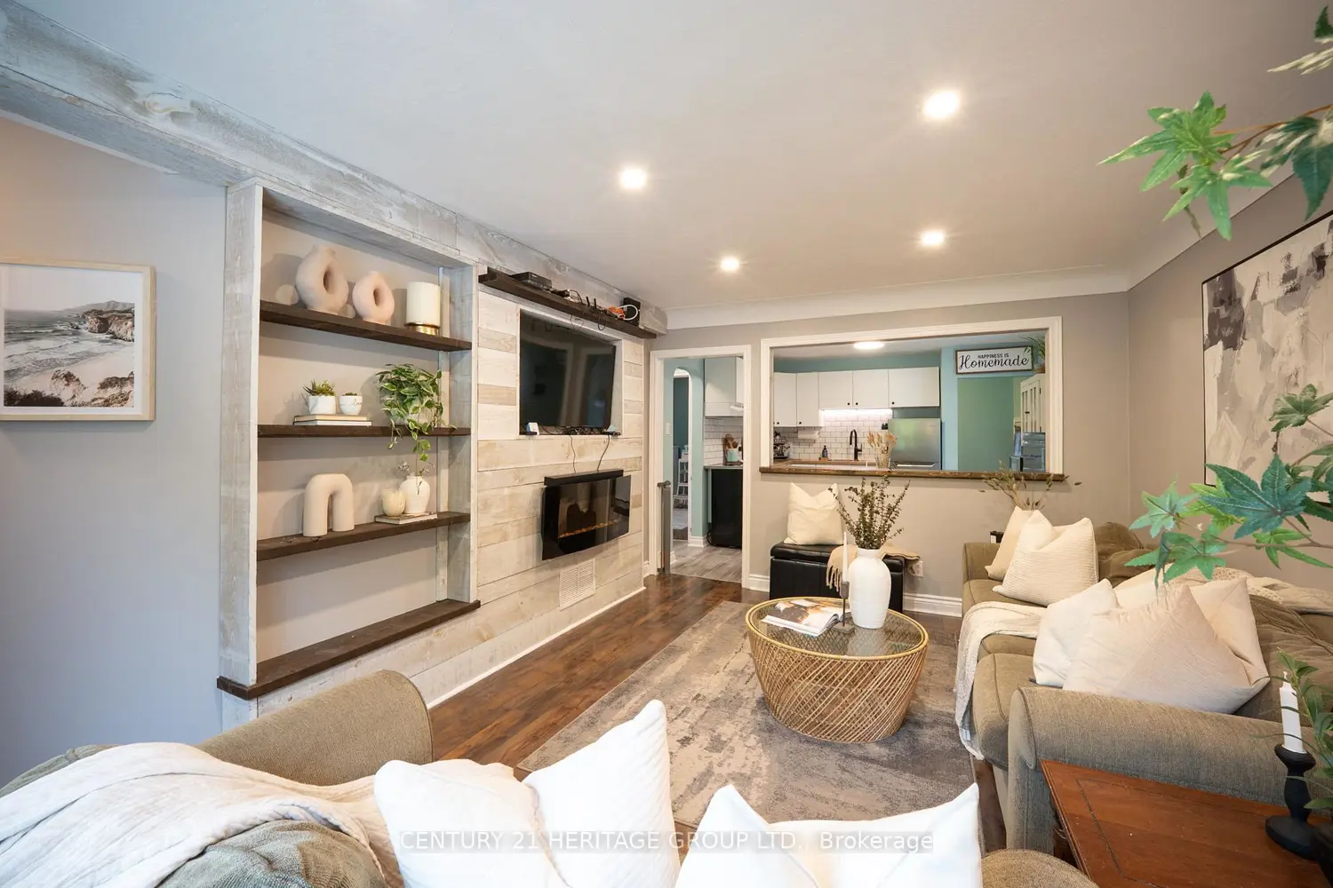 115 Sheridan Street photo 5