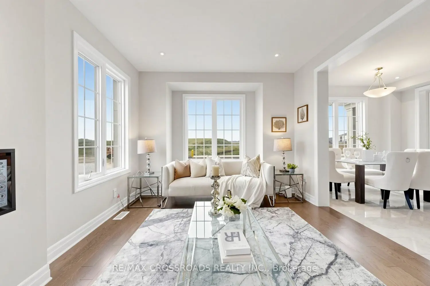 347 Berczy Green Drive photo 3