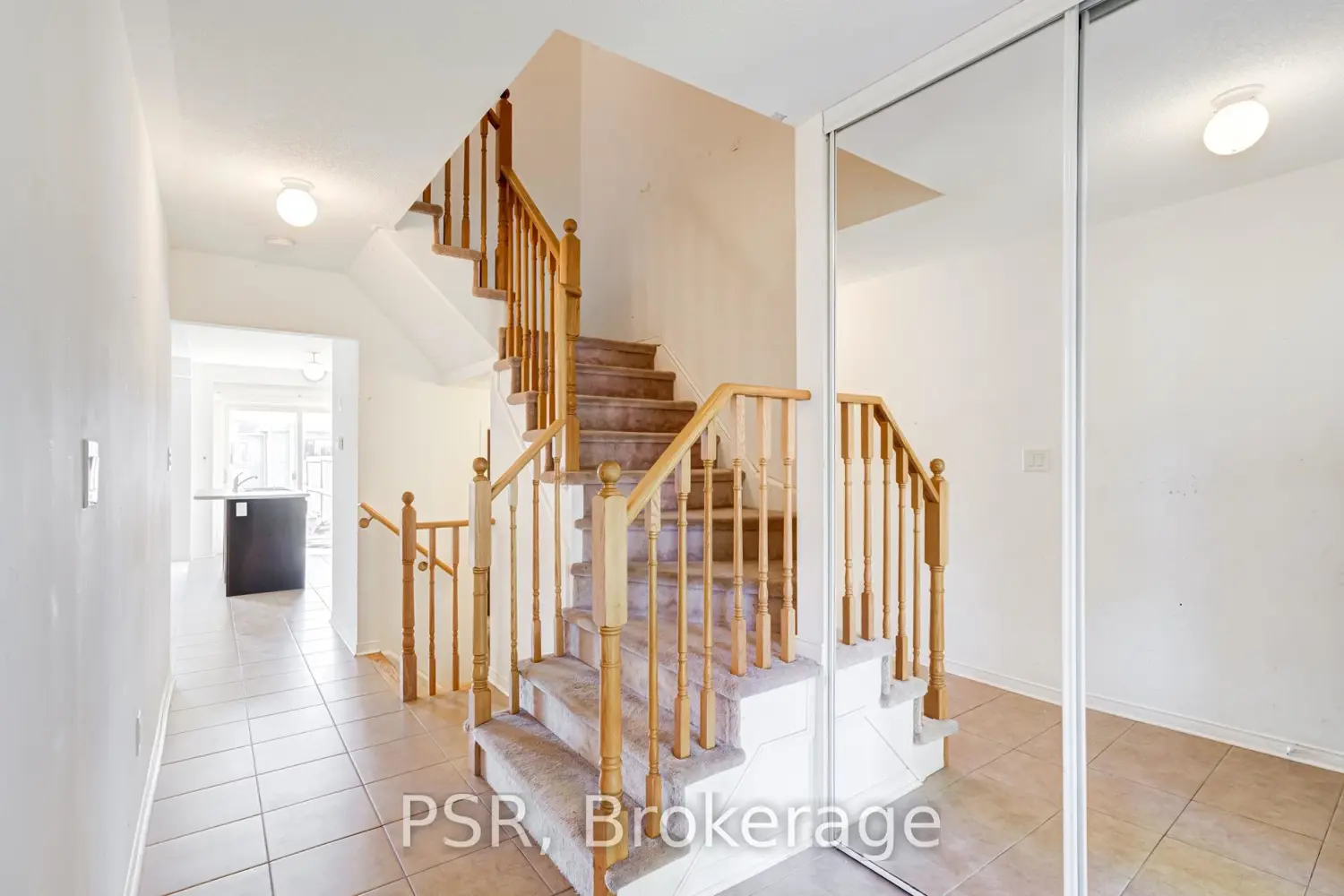 69 Orr Drive photo 2