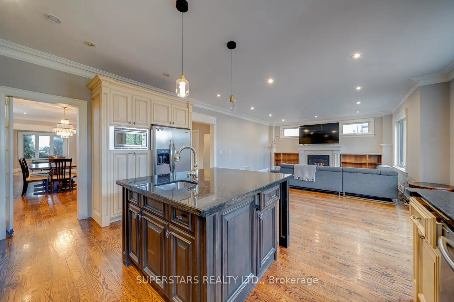 176 Homewood Avenue photo 4