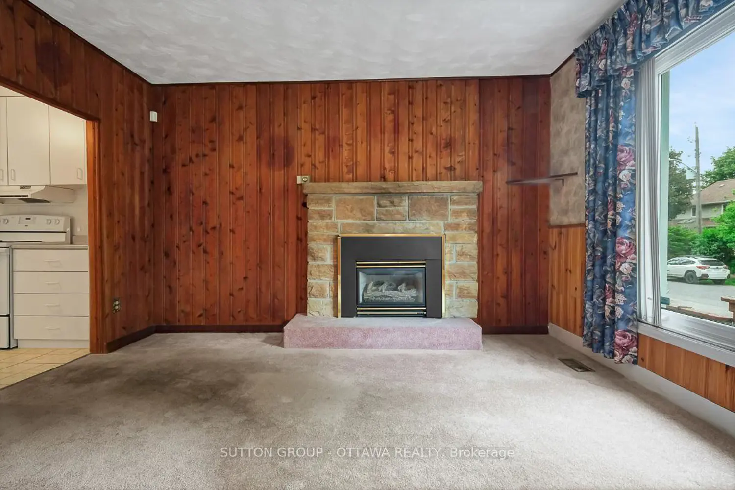 442 Wentworth Avenue photo 5