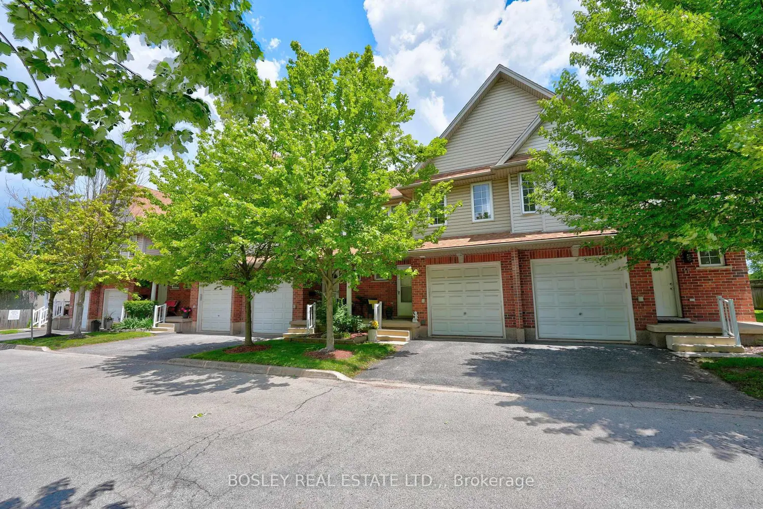 6263 Valley Way 10