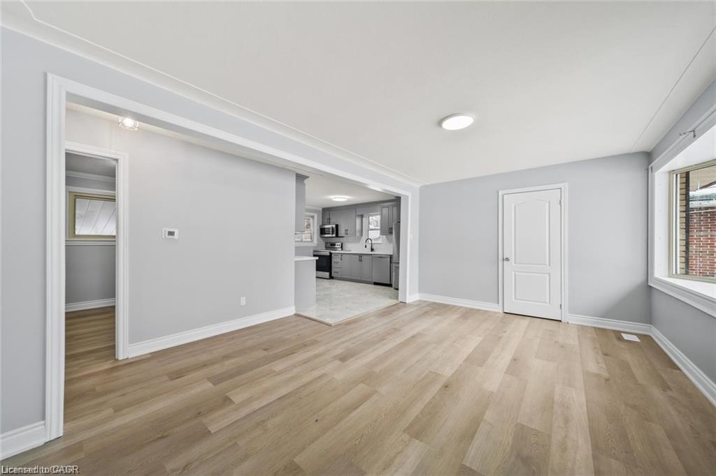 40 Donald Street, Kitchener, ON, N2B 3G5 photo 3