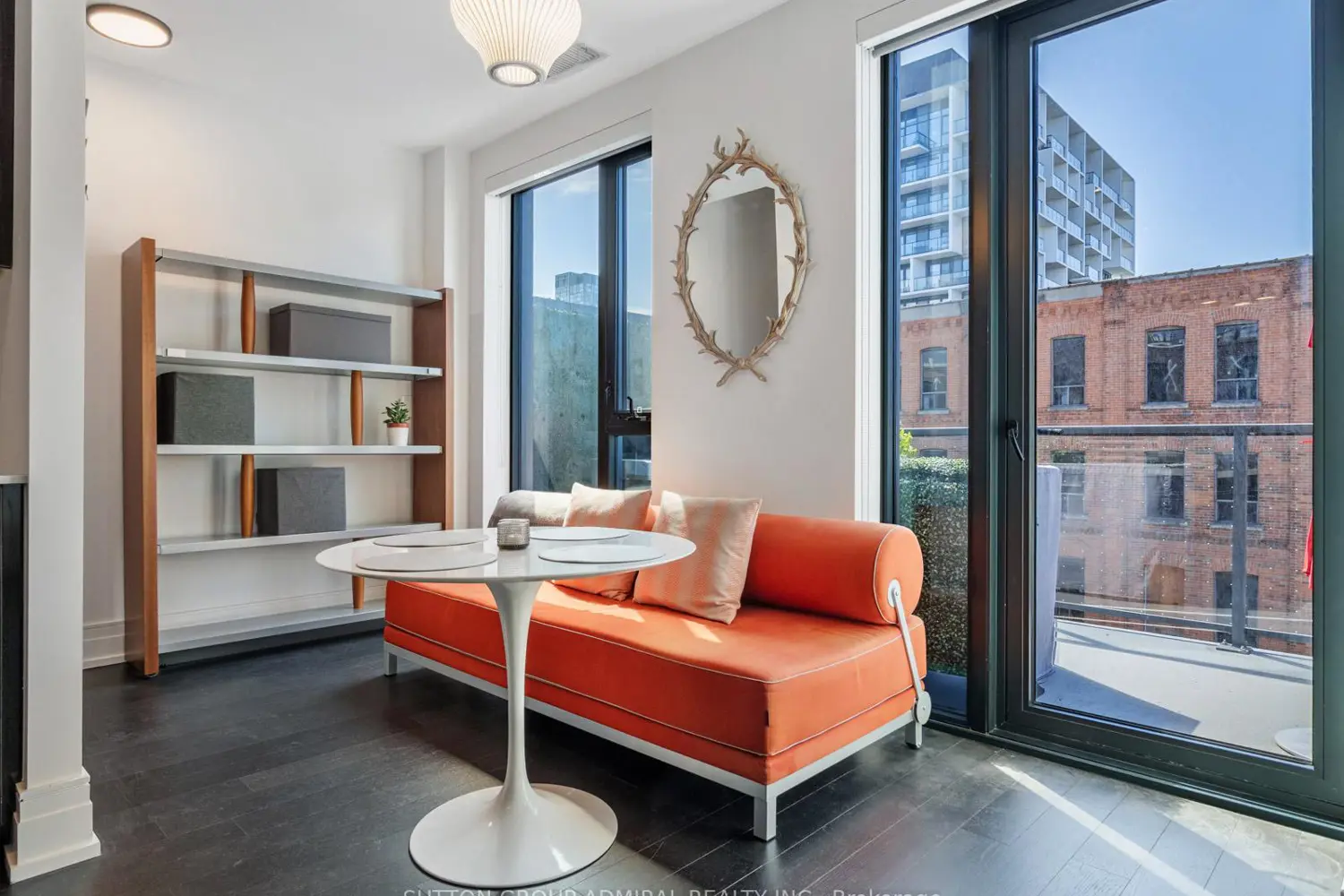 90 Niagara Street 410