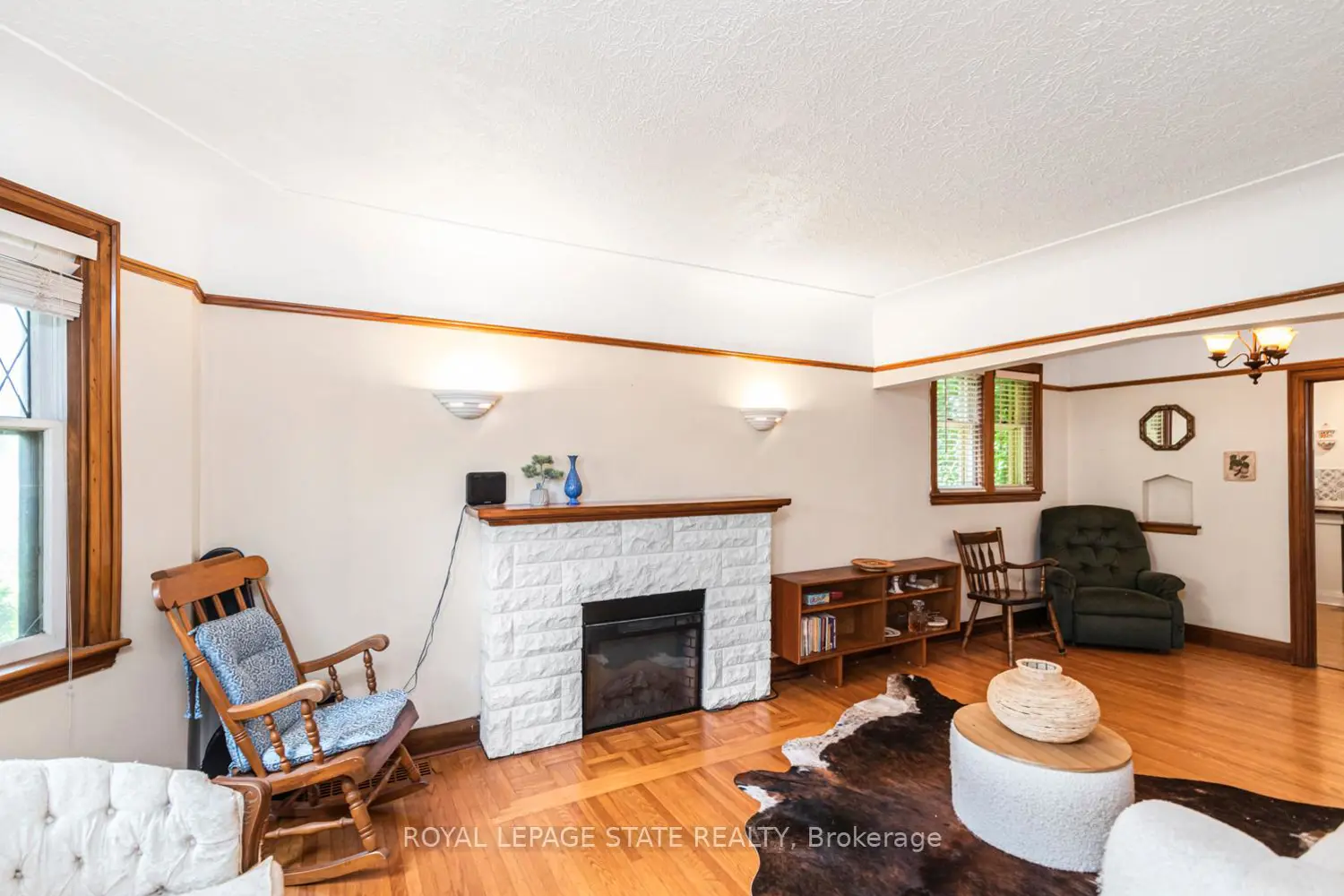 52 Cameron Avenue photo 5