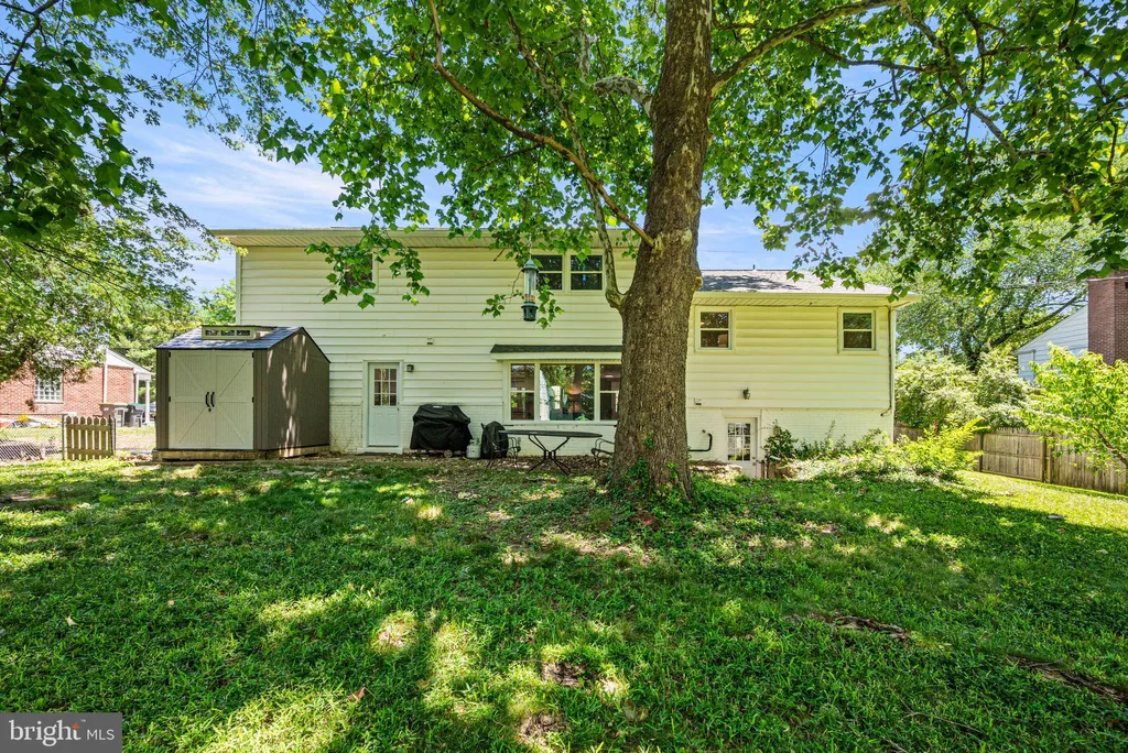2120 Shipley Road, Wilmington, DE 19803