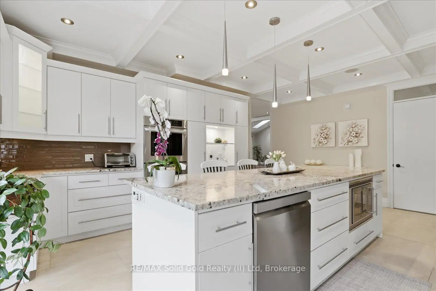 2371 Snyders Road photo 2
