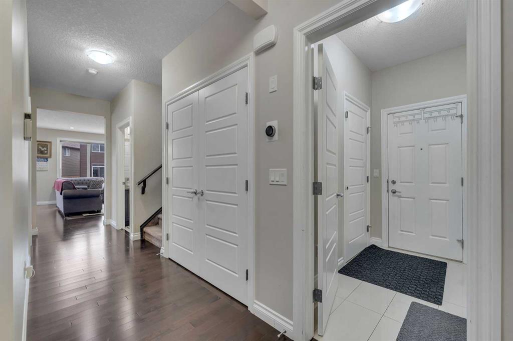 28 Saddlelake Common NE, Calgary, AB, T3J 0W2 photo 4