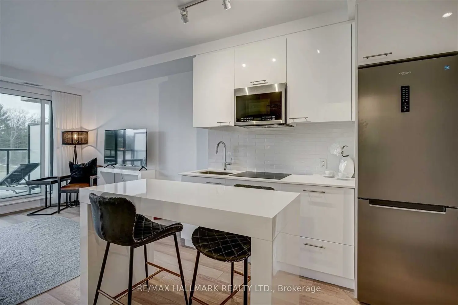 120 Carrick Trail 207 photo 2