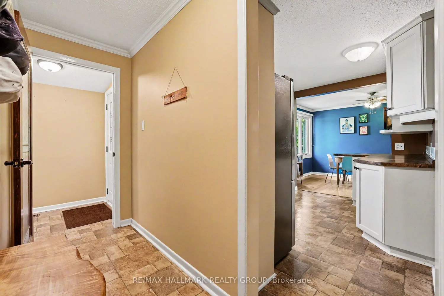 33 Newbury Avenue photo 3