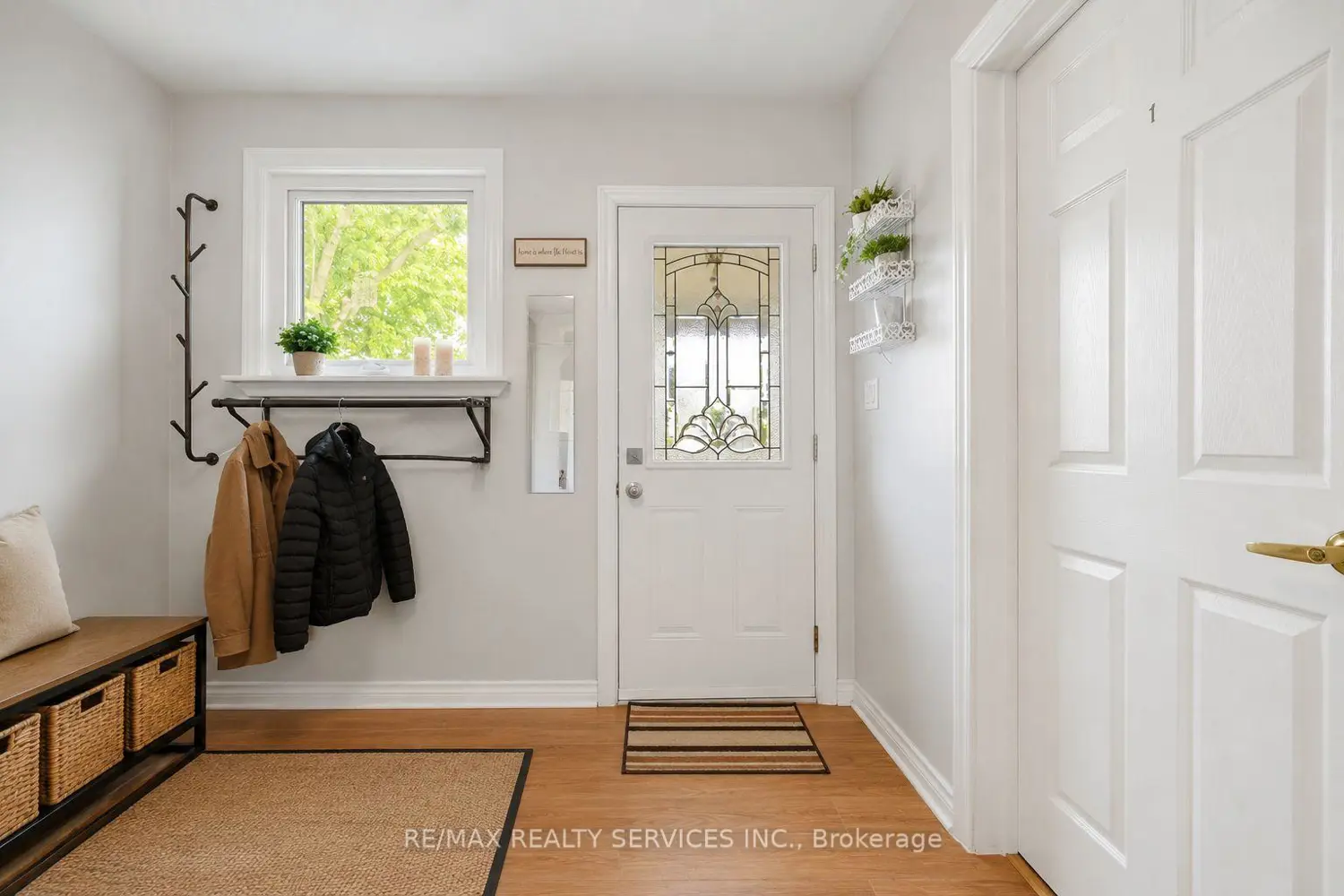 30 Elder Avenue photo 2