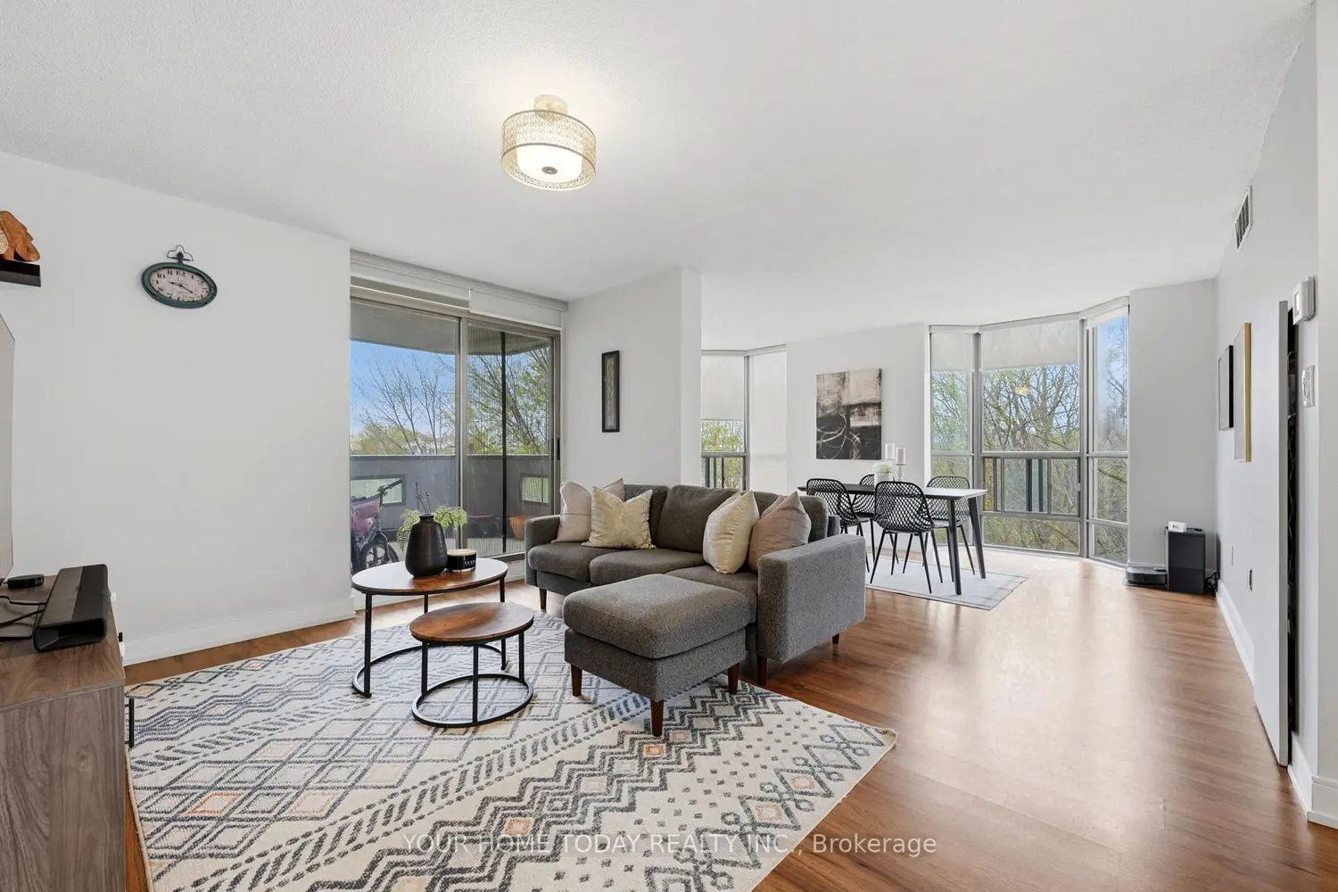 20 Mcfarlane Drive 201 photo 2