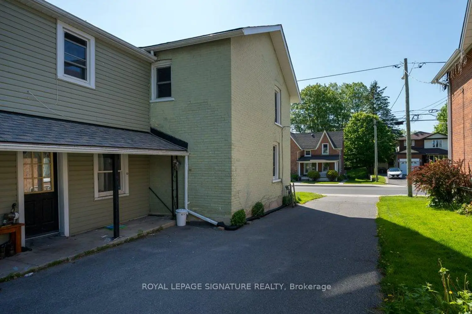 143 Dundas Street photo 4